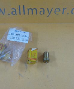 Einspritzdüse im Düsenhalter  für Mercedes W120, 180D, 180 Db