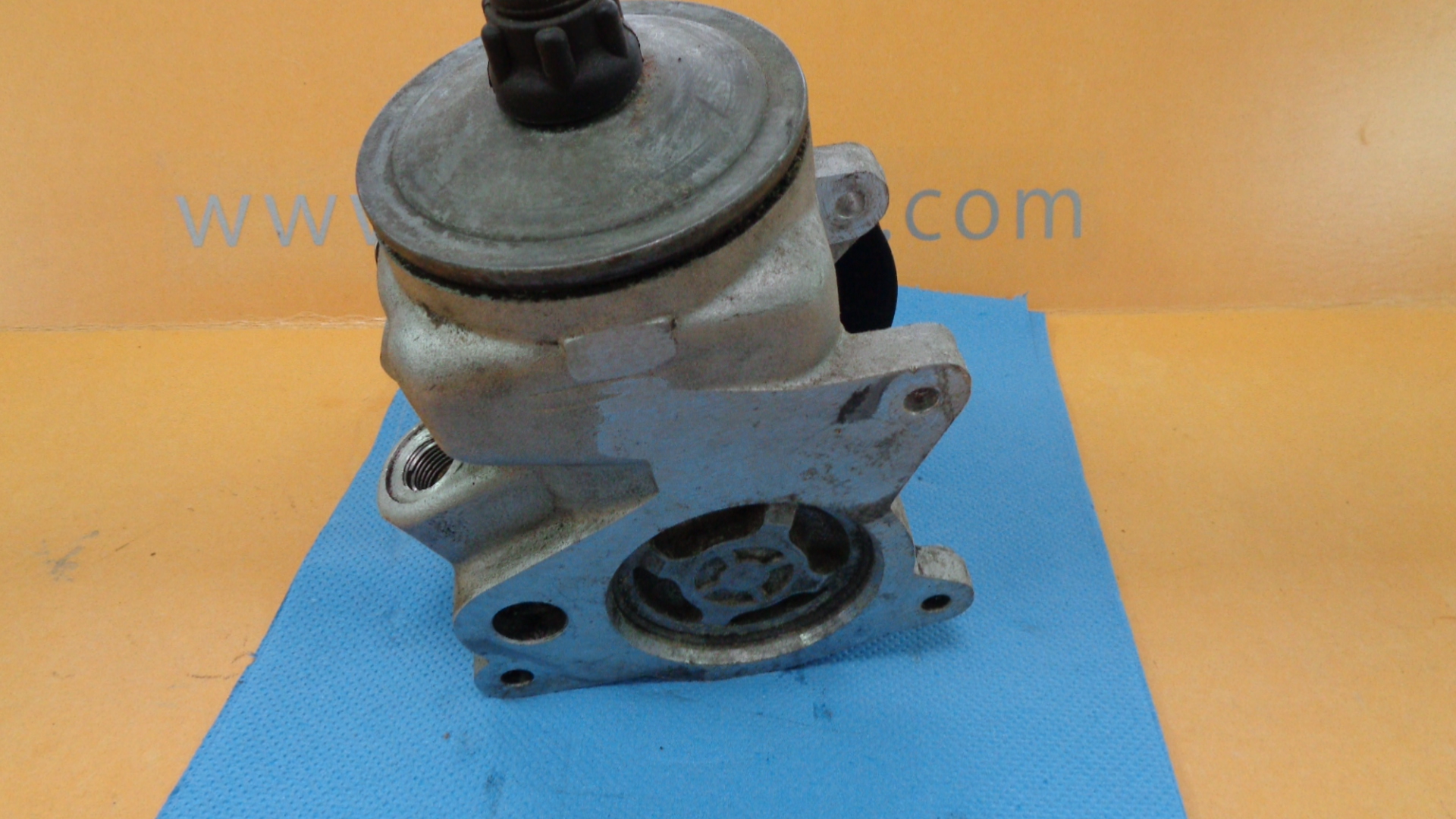 Hydropumpe, Servopumpe für Mercedes W123, W126 – Bild 4