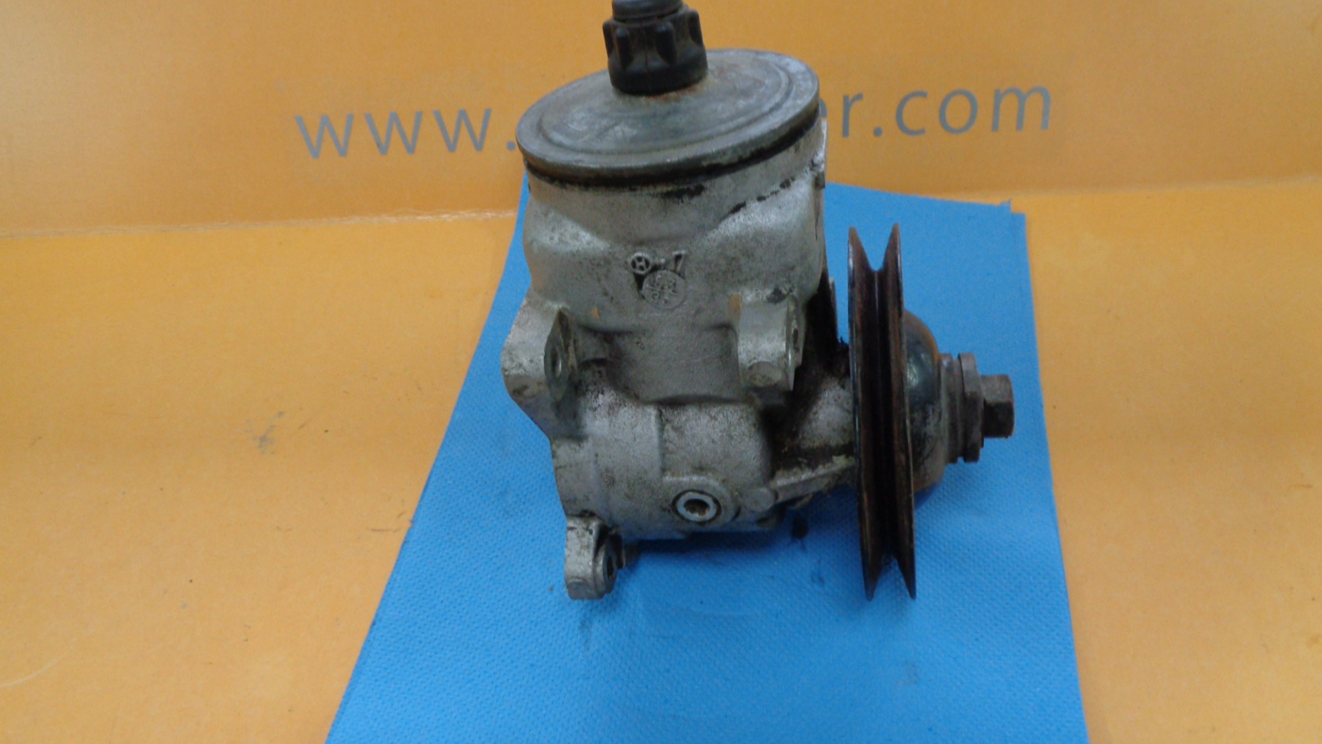 Hydropumpe, Servopumpe für Mercedes W123, W126 – Bild 3