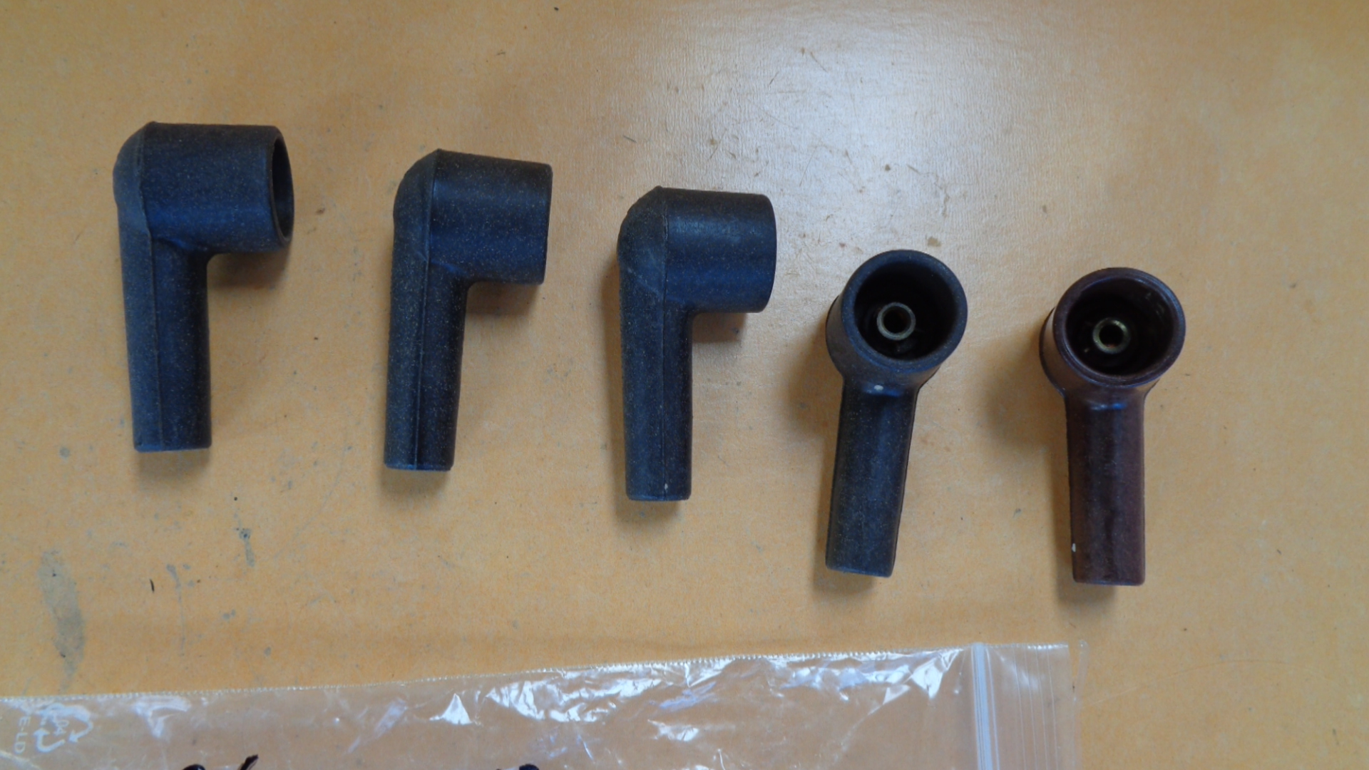 Zündleitungsstecker für Mercedes 190 SL, und anderen Ponton Modellen – Bild 3