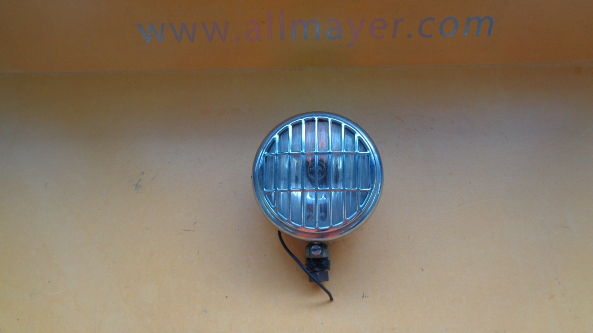 Rückfahrscheinwerfer rund von Nortek mit Chromgitter