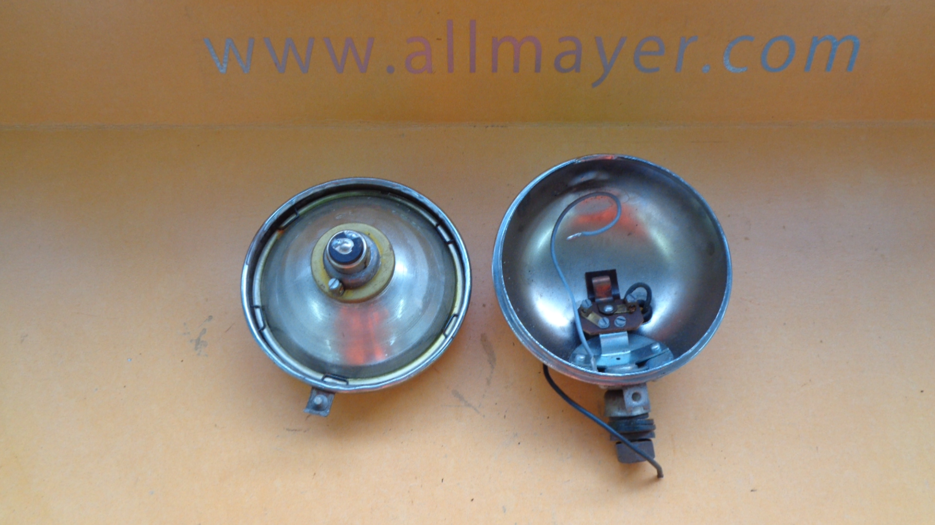 Rückfahrscheinwerfer rund von Nortek mit Chromgitter – Bild 3