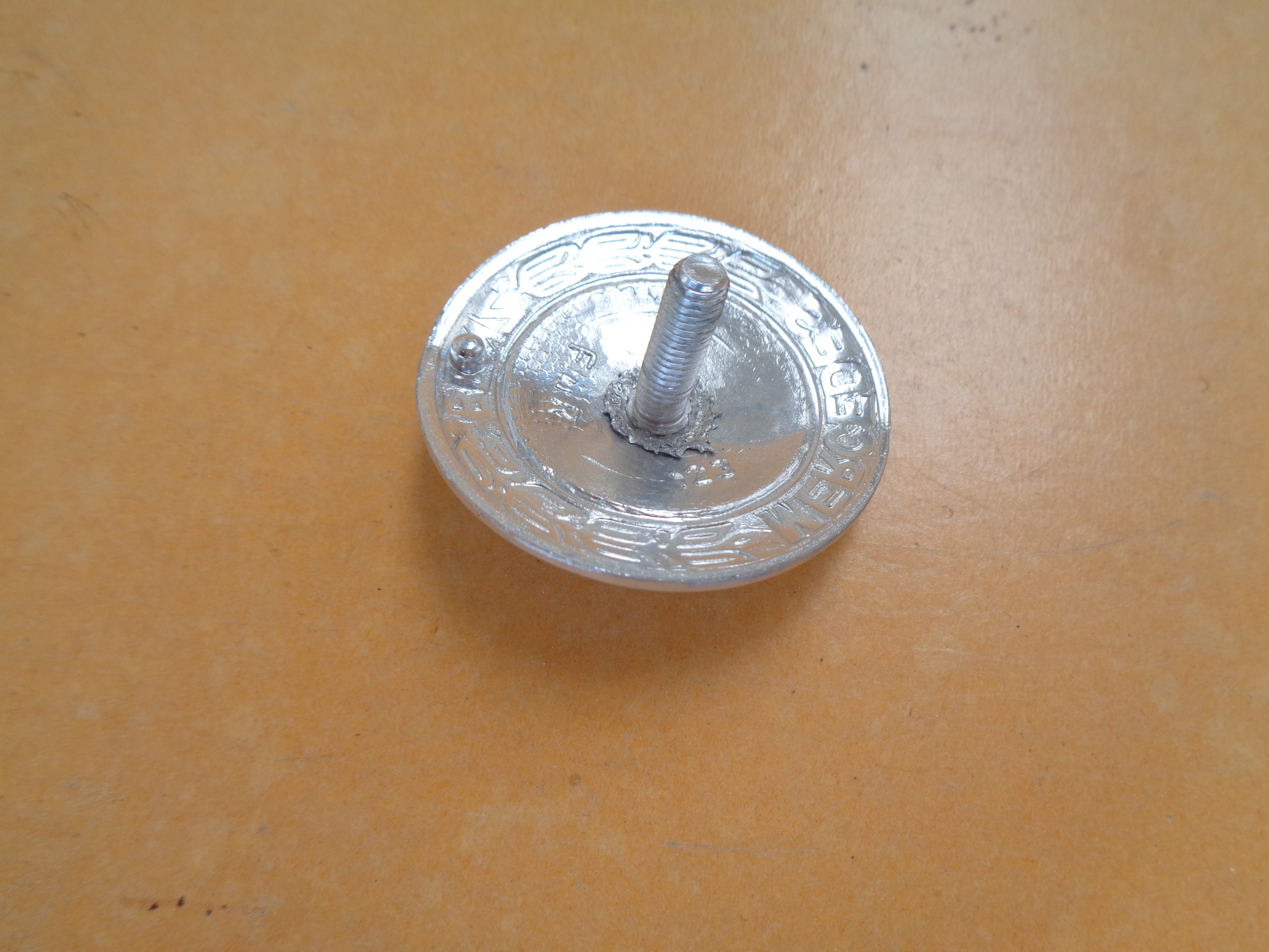 Firmenzeichen auf Kühlermaske für Mercedes W123, W126 – Bild 3