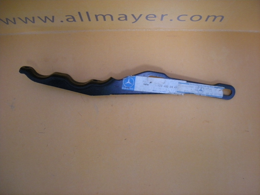 Halter bei Vierganggetriebe für Mercedes W123 – Bild 2