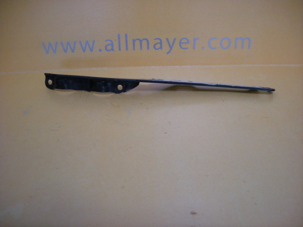 Halter bei Vierganggetriebe für Mercedes W123 – Bild 3