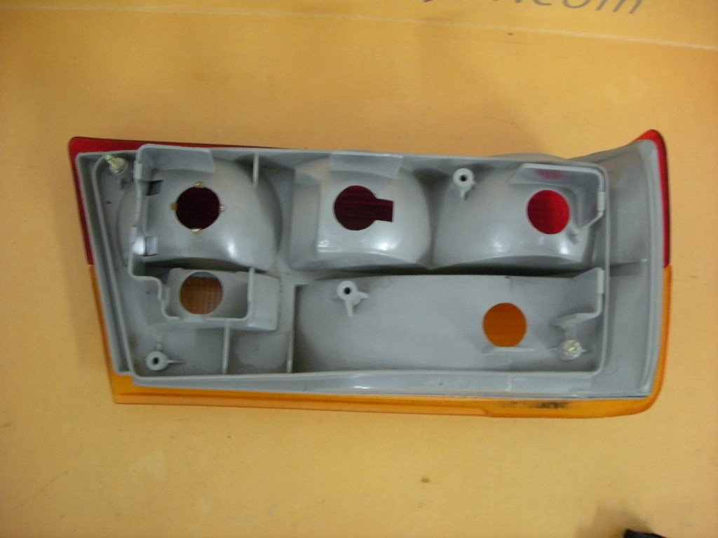 Rückleuchte, Rücklicht rechts für Ford Taunus 80-82 – Bild 3