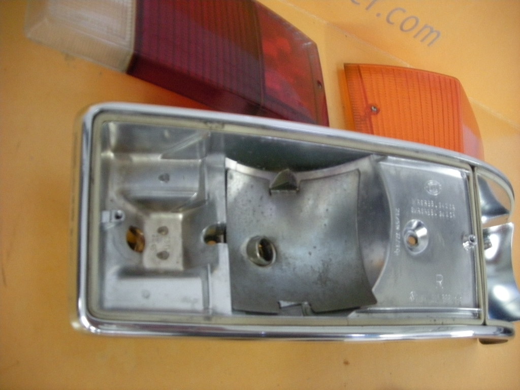 Rückleuchte rechts, gebraucht für VW Typ 4 – Bild 3