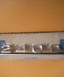 Neues Typenschild 240D für Radioblende Mercedes W114, W115